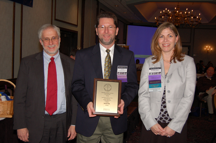 2007 Meritorious Award Winner in the Area of Court Services - Doug Poe